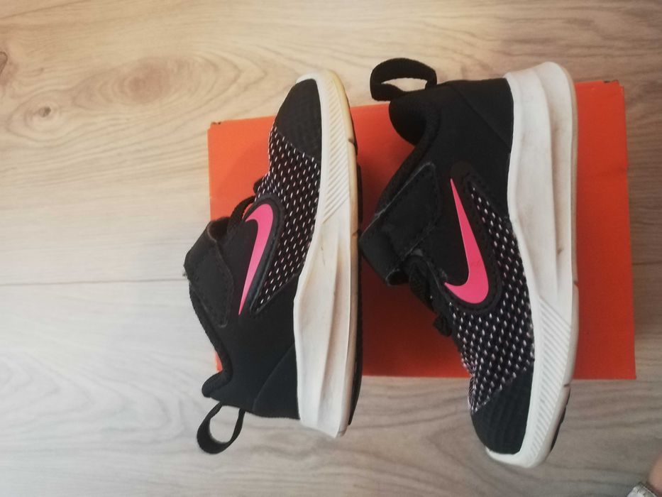 Buty Nike roz. 19,5, 10 cm