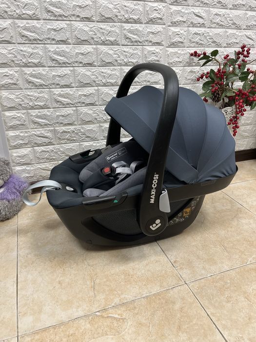 Автокрісло MAXI-COSI Pebble 360 Група 0+ (0-13 кг) автолюлька
