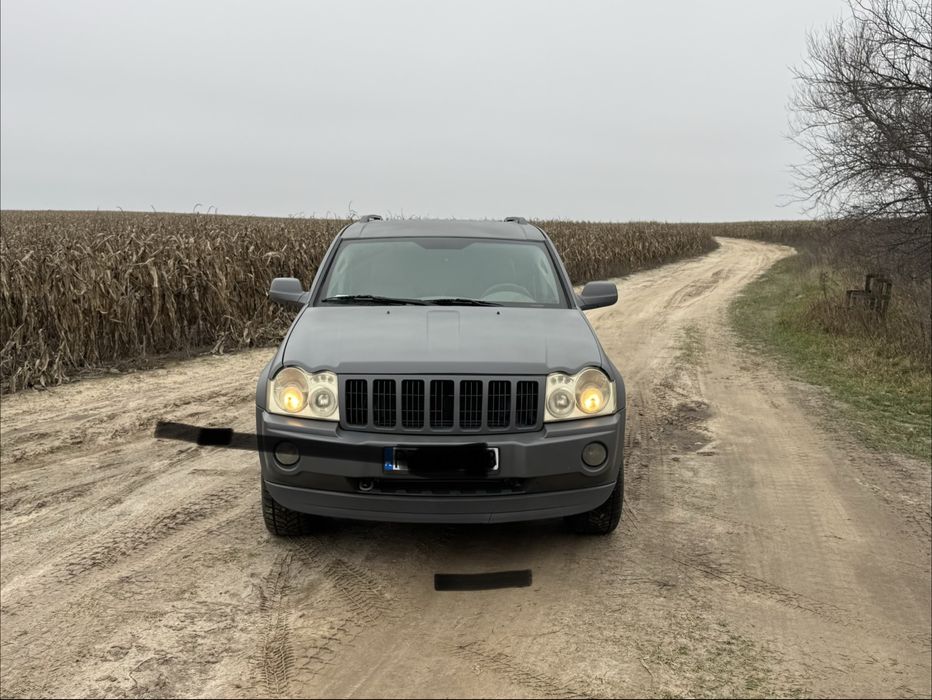 Джип Гранд Чероки 2005 року 3.0 дизель повністю обслужений документи для військових є можна на тимчасовий облік поставити,пофарбований в раптор