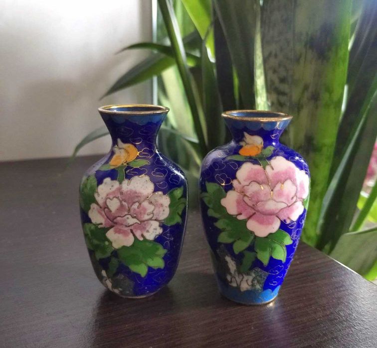 Клуазоне ваза антикварная 7,5 см перегородчатая эмаль в идеале и бонус