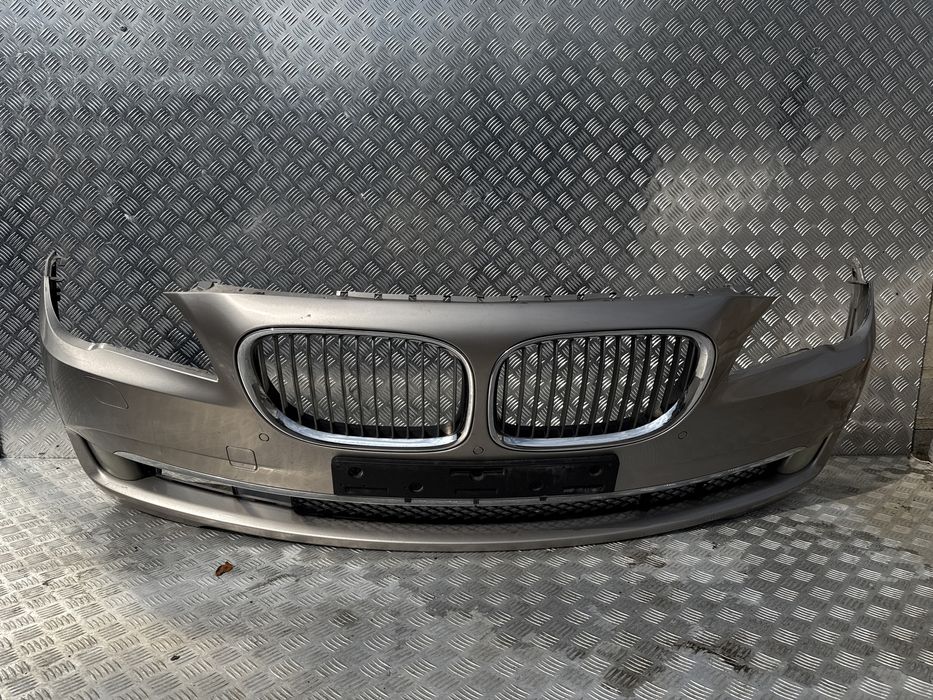Zderzak przód BMW serii 7 F01 PDC