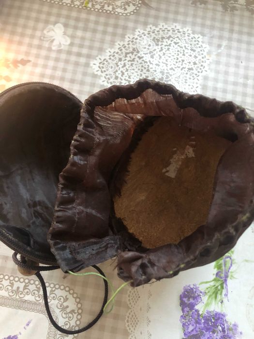 Bolsa de artesanato em formato de coco