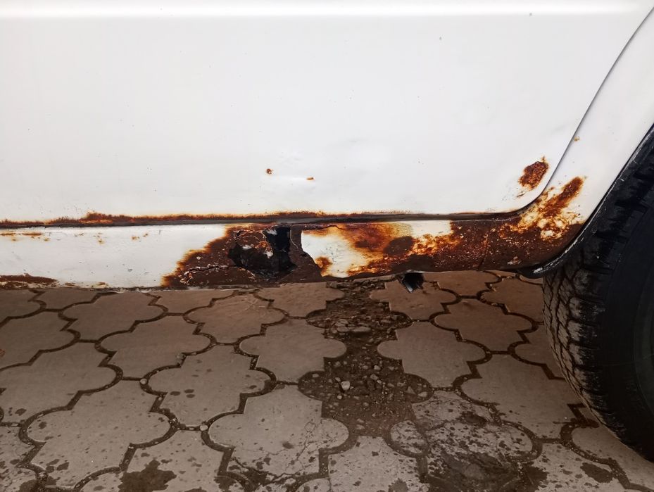 Автомобіль ВАЗ 2106