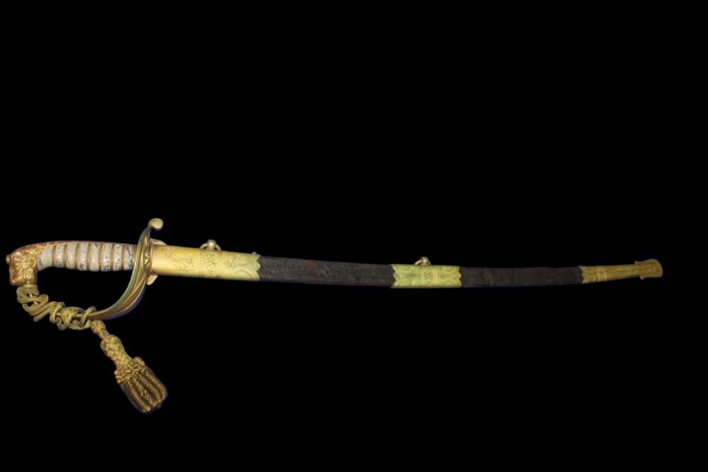 Espada Sabre de alto oficial da Marinha de guerra portuguesa