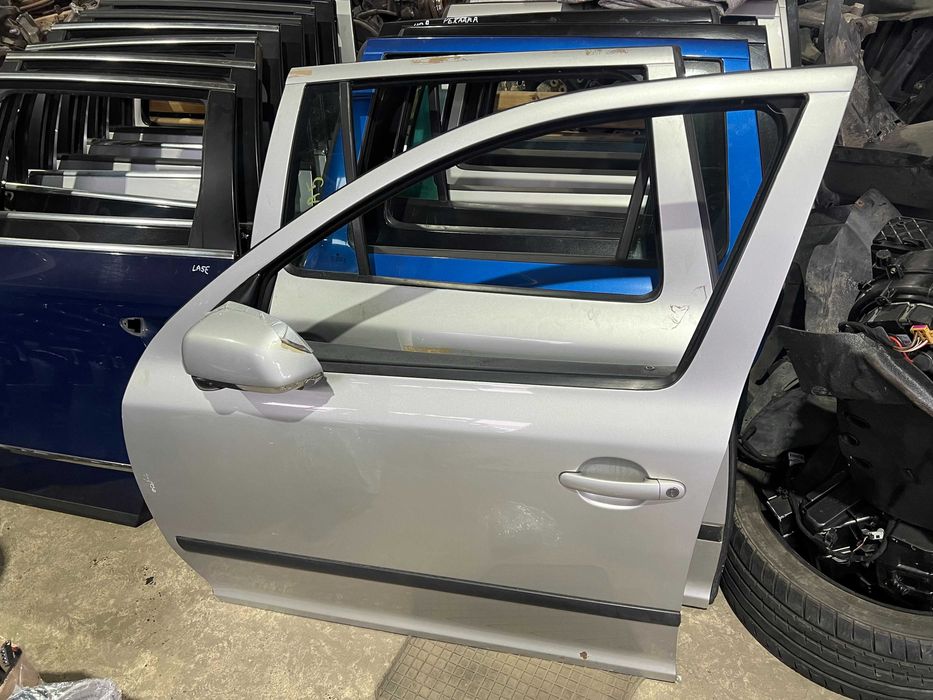 дверь шкода а5 двери skoda a5 дверка двері шкода а5 дверь skoda a5