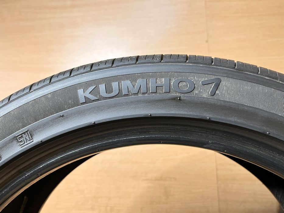 215/45 R 18 Kumho Solus XC Як Нові всесезонні шини пара