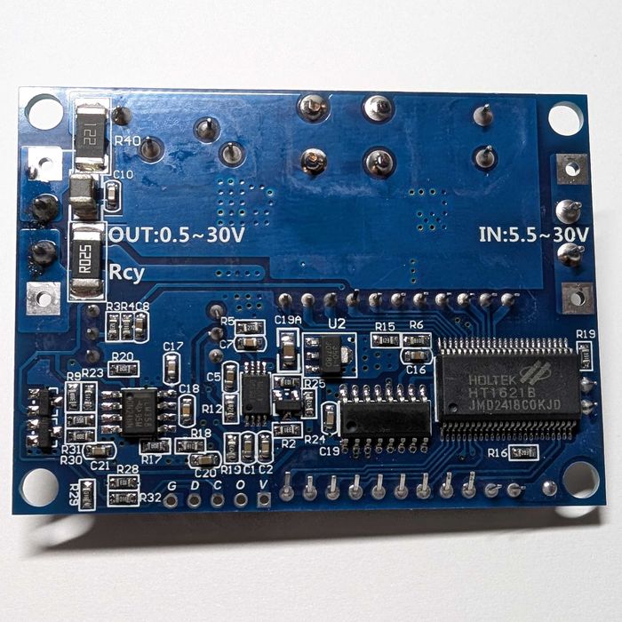DC-DC контроллер 5.5-30В повышает и понижает, 4А/35Вт, защита от КЗ
