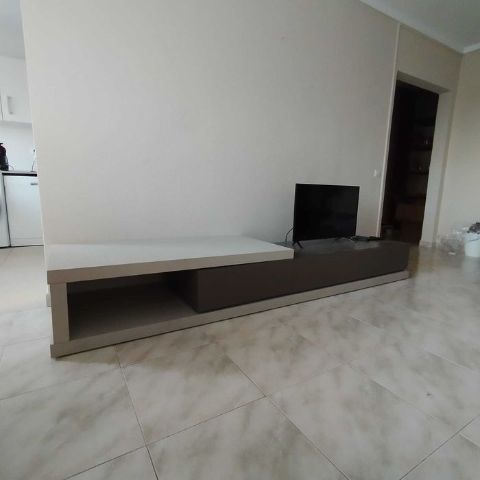 Rack/Móvel TV com gavetas Marca Antarte