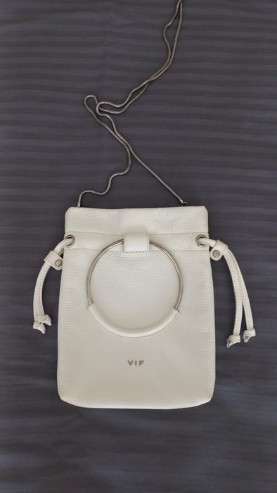 Брендовая сумочка.