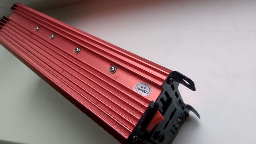 Інвертор powerone PLUS 1500W 12-220V 50HZ КВАДРАТНИЙ СИНУС.  Гарантія 1 рік!!!
