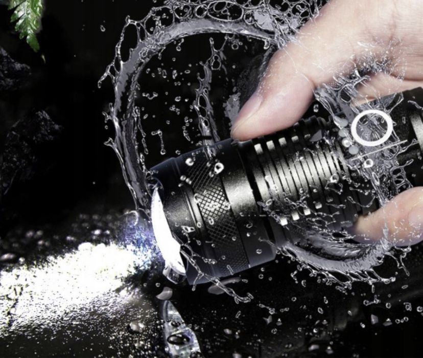 Тактичний ліхтар