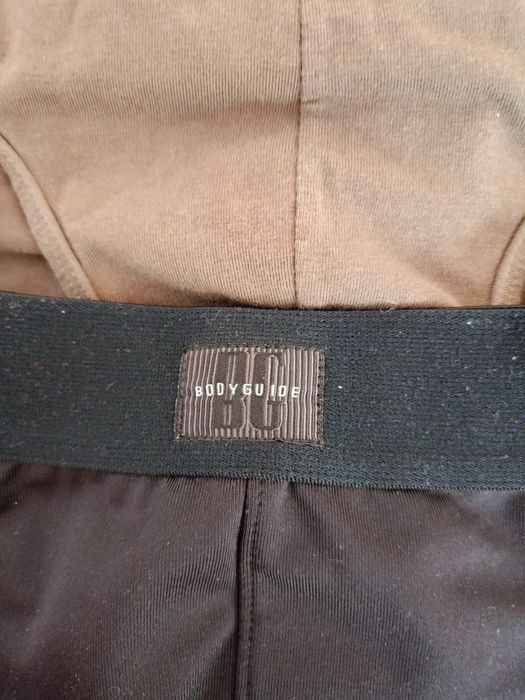 Ładne firmowe spodenki męskie 3sztuki.