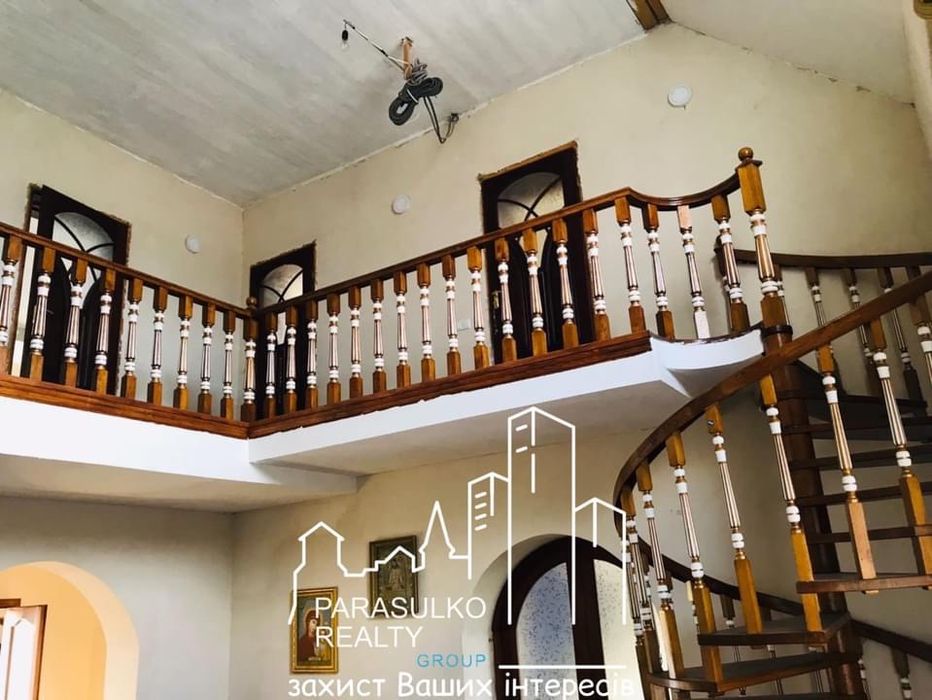 Продам просторий будинок!