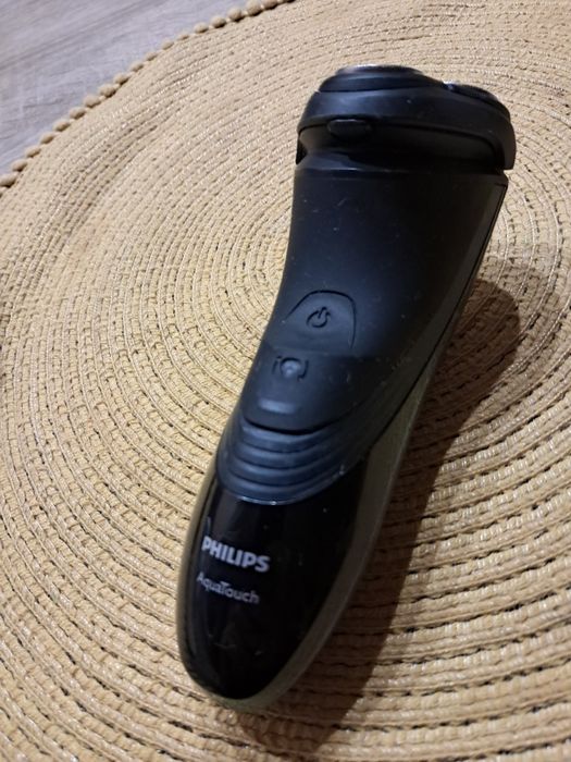 Бритва для бороди Philips