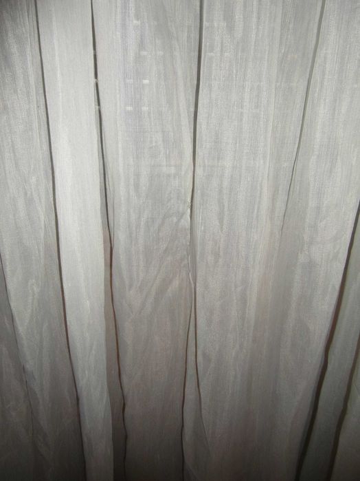 Cortinados Brancos 2,60 L x 2,16 A