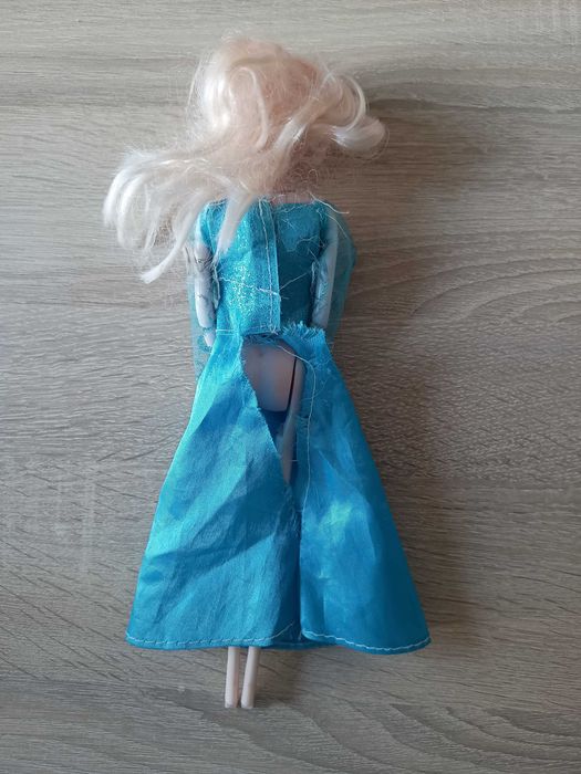 Lalka Elsa. Kraina Lodu.