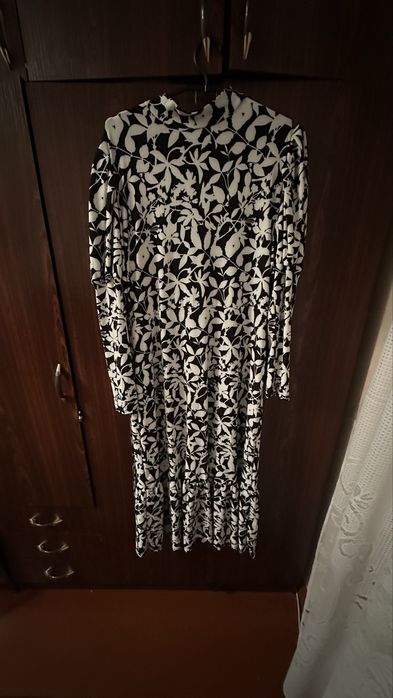 Сукня PARAMOUR розмір 50 в хорошому стані як нова