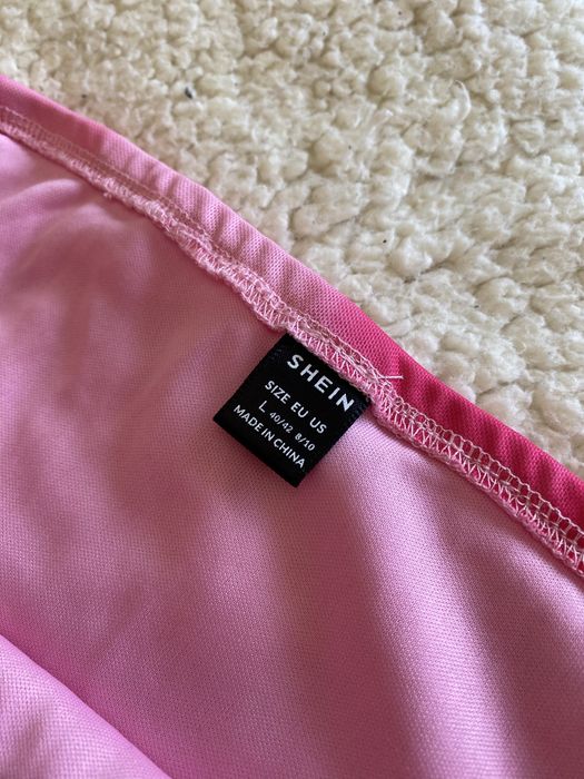 Vestido comprido com racha de lado