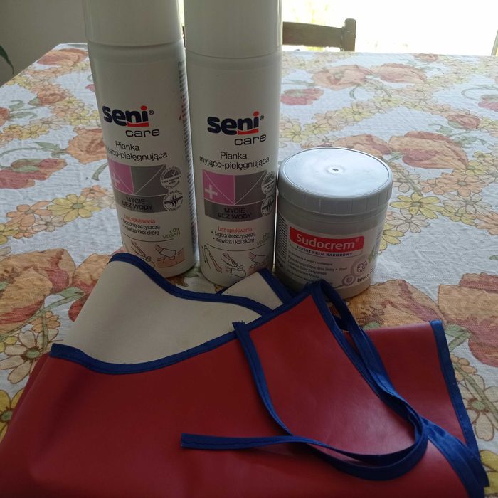 pianka do mycia Seni oraz sudocrem