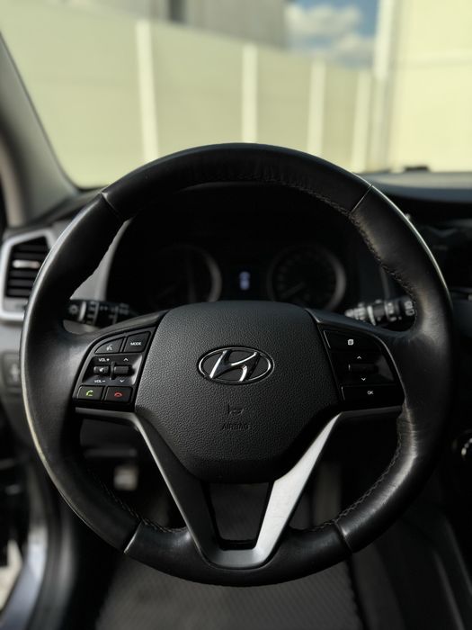 Hyundai tucson 2016