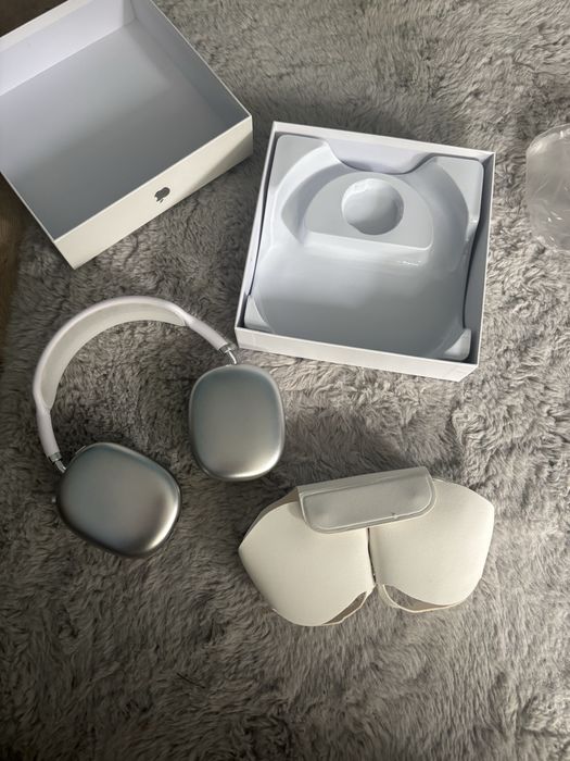 Airpods max srebne