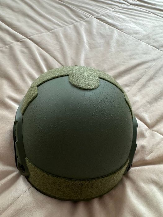 Шолом військовий,тактичний