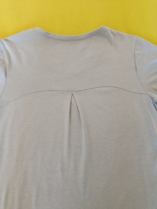 Duas t-shirts primaveris.