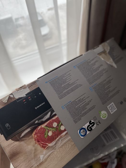 Новий вакууматор SilverCrest + 25 пакетів + рулон 2,5 м