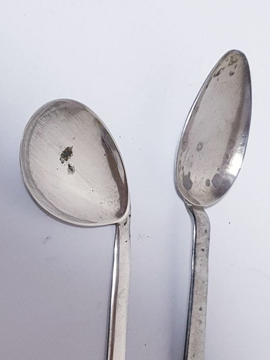 2 lindos colheres de bebé com cisnes vintage em prata portuguesa