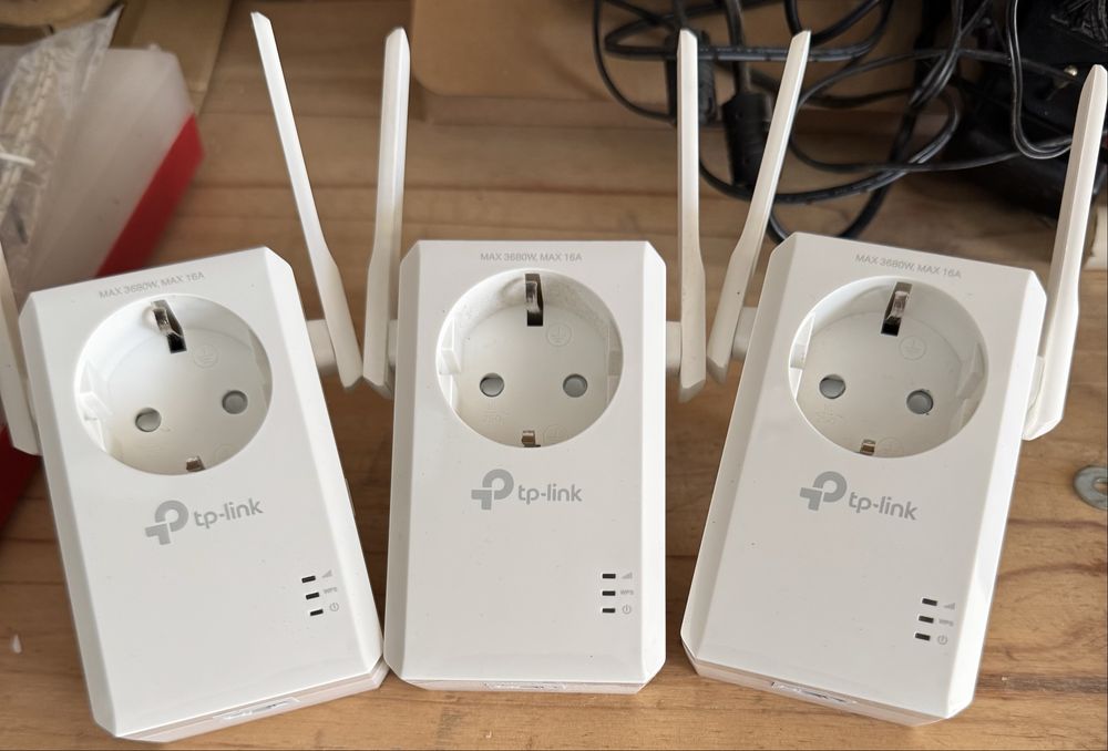 TP-Link WI-FI Range Extender com tomada