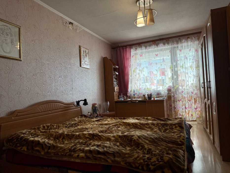 Продам 3 к. квартиру-на ЖМ Перемога ( Победа)-  Держ програми .