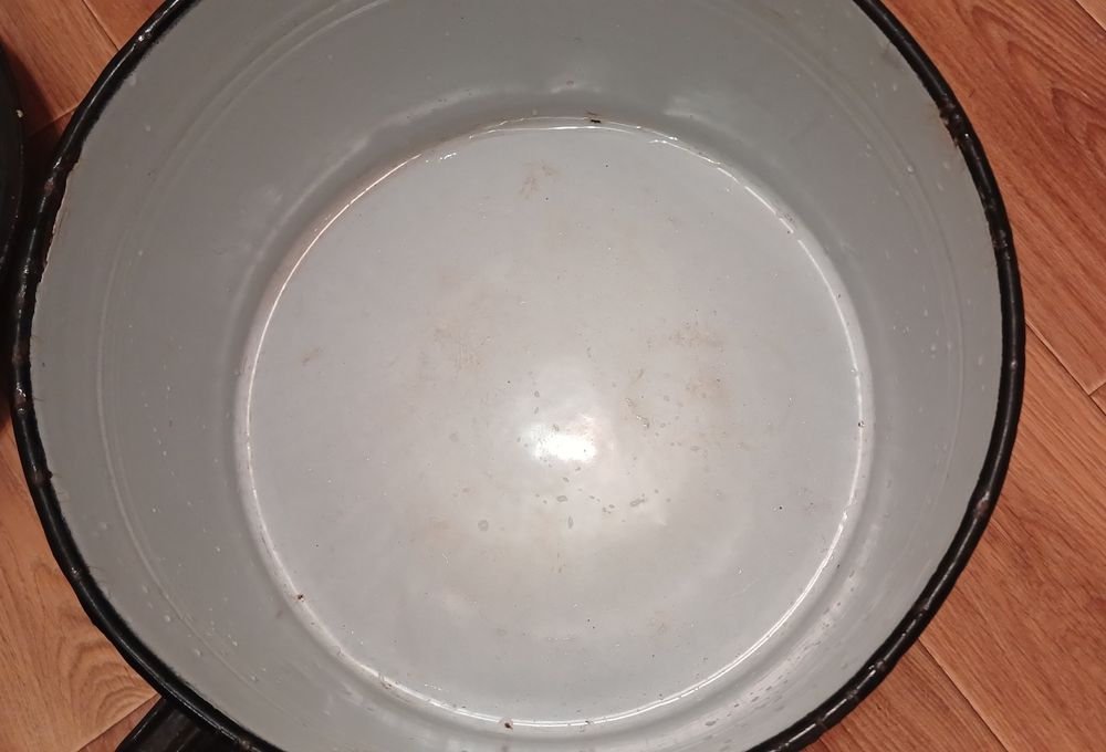 Кастрюля емальована 20 літрів