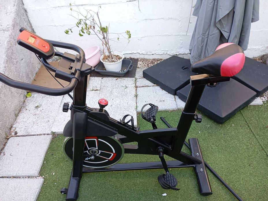 Bicicleta Estática em Excelente Estado – 100 €