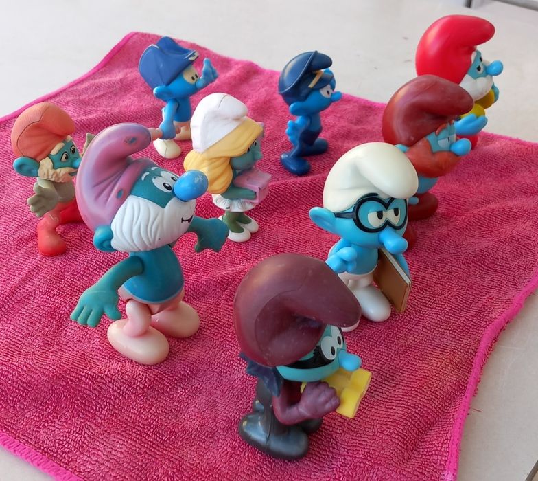 CRIANÇA BRINCAR ou COLECÇÃO os STRUMPFS ou SMURFS. Casa Quarto Sala Cozinha Colecionar.