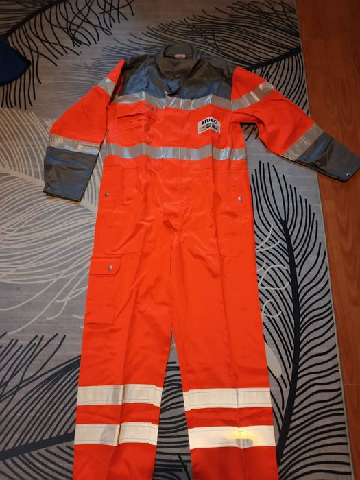 Kombinezony robocze odblaskowe