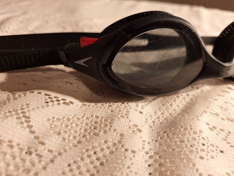 Óculos de natação. De mergulho.