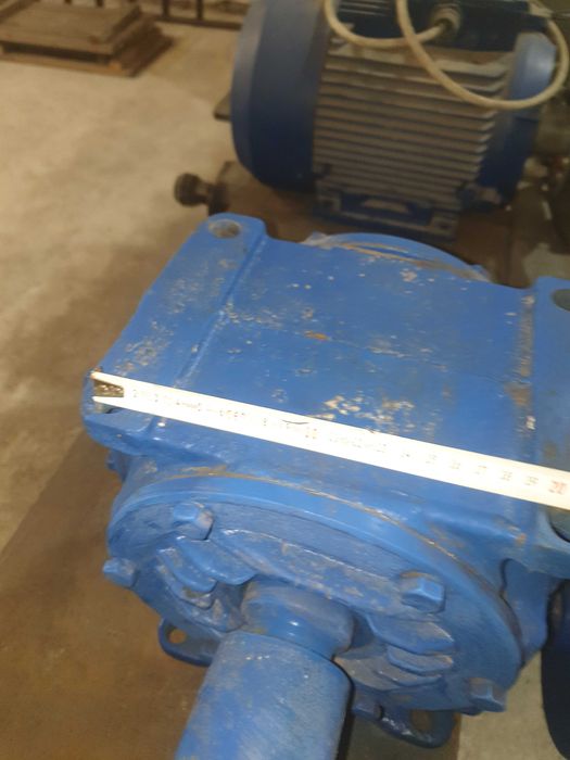 Редуктор. Редуктор червячный Ч-100. Редуктор общепромышленный