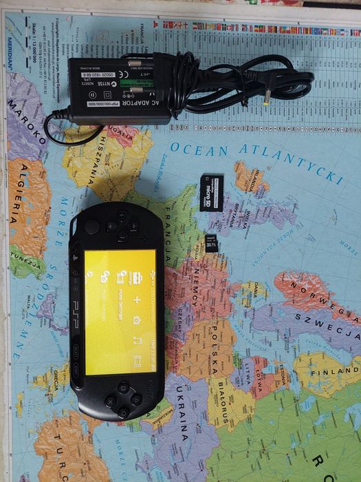 Konsola sony psp Street E 1004 32gb 100 gier
