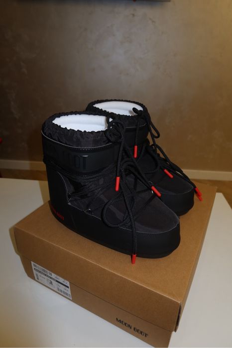 Moon Boot розмір 38-40