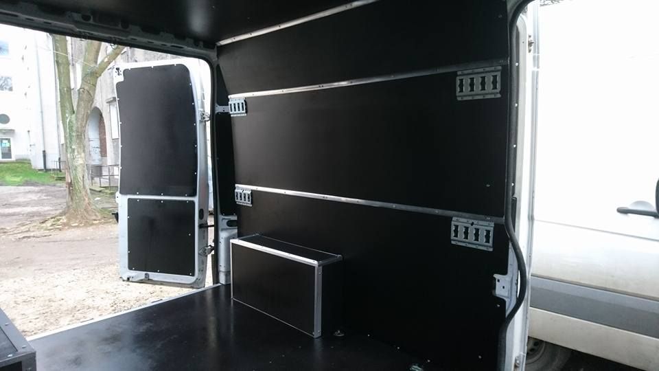 Peugeot Boxer L4H2 Zabudowa części ładunkowej