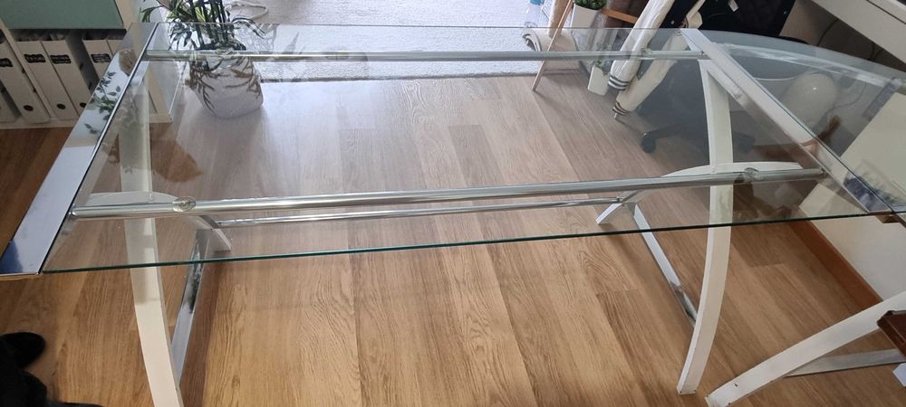 Mesa de escritório de canto em vidro