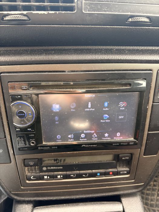 Auto radio Pioneer AVH-2400BT