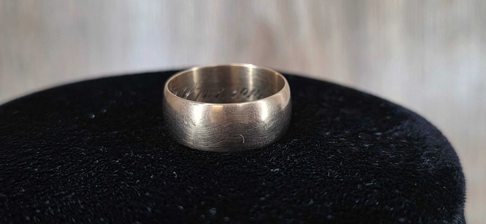 Wyrób Jubilerski Używana Obrączka Próba 333 Waga 4.85g Rozmiar 16
