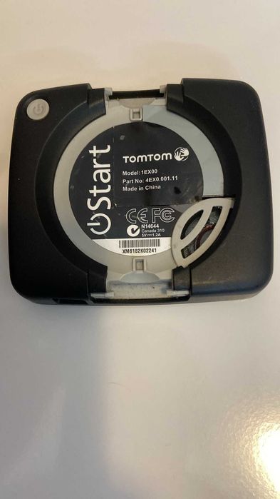 GPS TOMTOM com carregador Auto