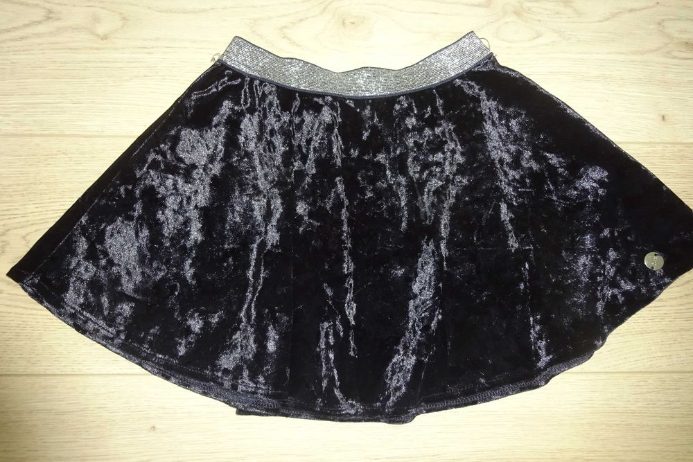 Elegancka ciemnogranatowa spódniczka Coccodrillo, r. 92/98