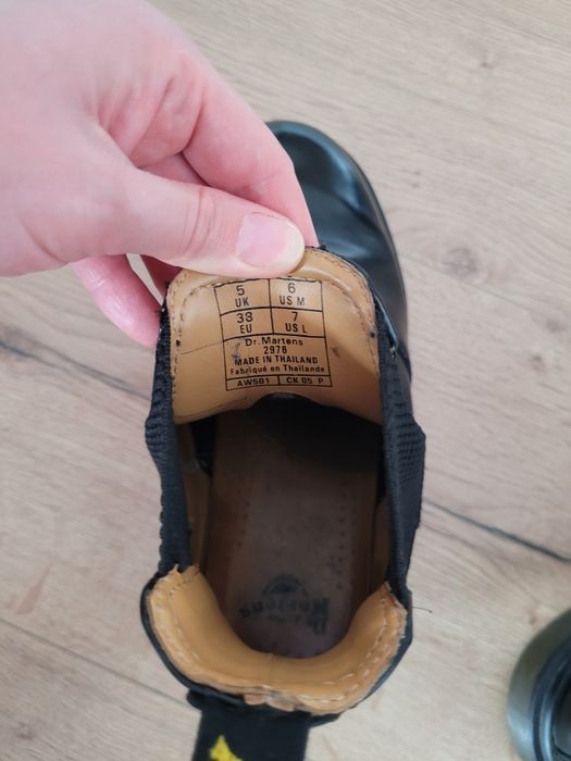 Oryginalne buty Sztyblety Dr. Martens rozmiar 38