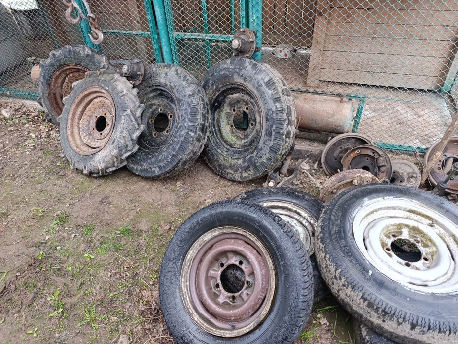 Продам передні колеса трактора Т25