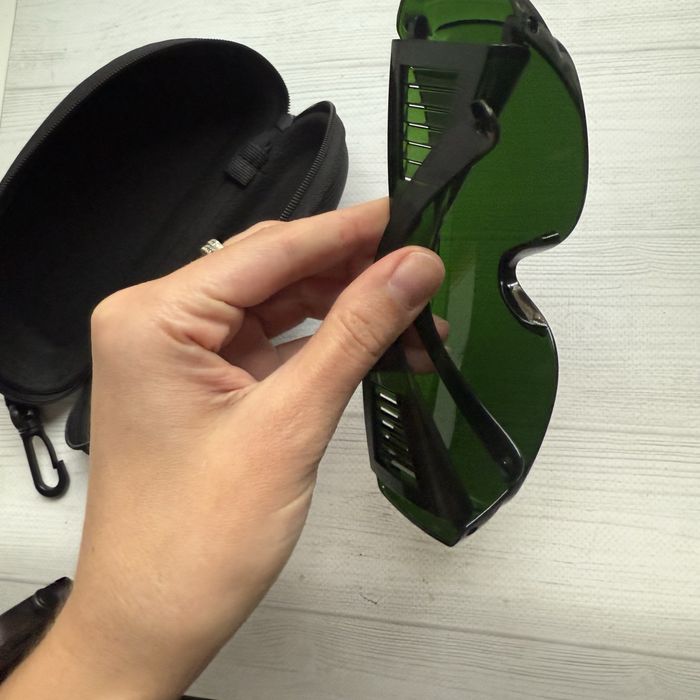 Окуляри захисні для косметолога до фотоепілятору