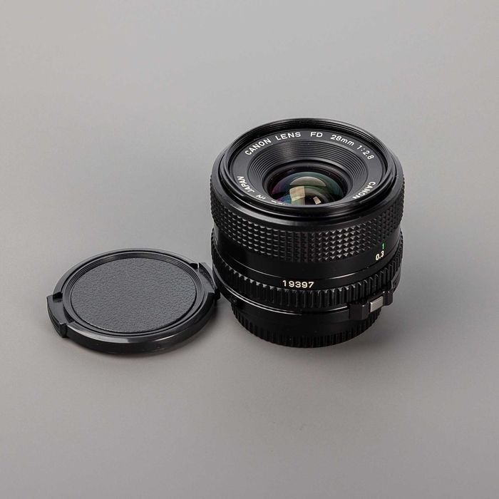Canon nFD 28mm f/2.8 — ширококутний об’єктив для Canon FD