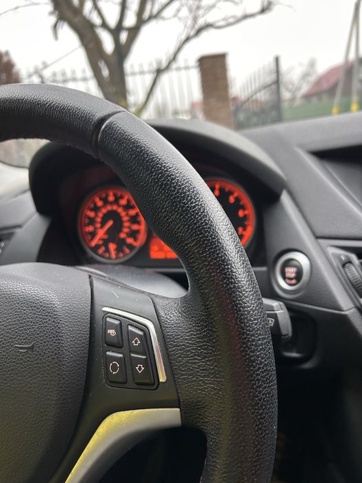 BMW x1 Xdrive28I 2013 року